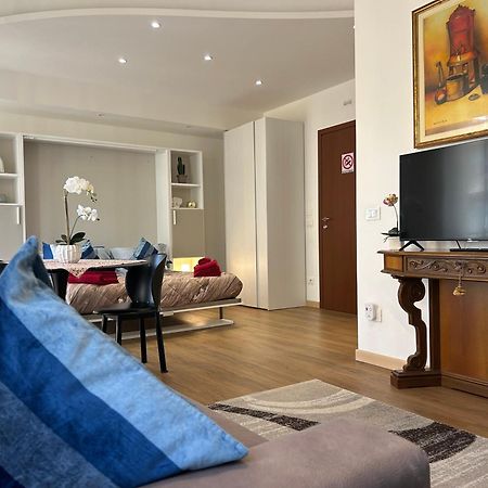 Valverde Apartment And Rooms Верона Екстер'єр фото